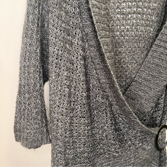Pennington's Grey Faux Wrap Knit Sweater Size X - Picture 2 of 12